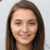 Photo of Emma L.